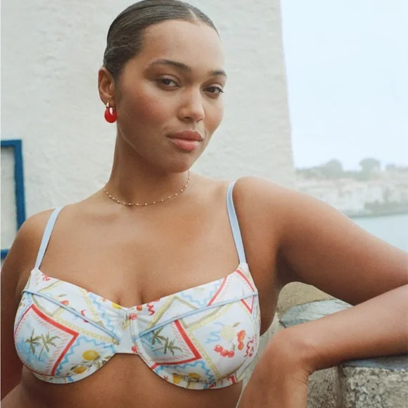 Abercrombie & Fitch Curve Love Balconette Bikini top - Size M - Picture 2 of 5